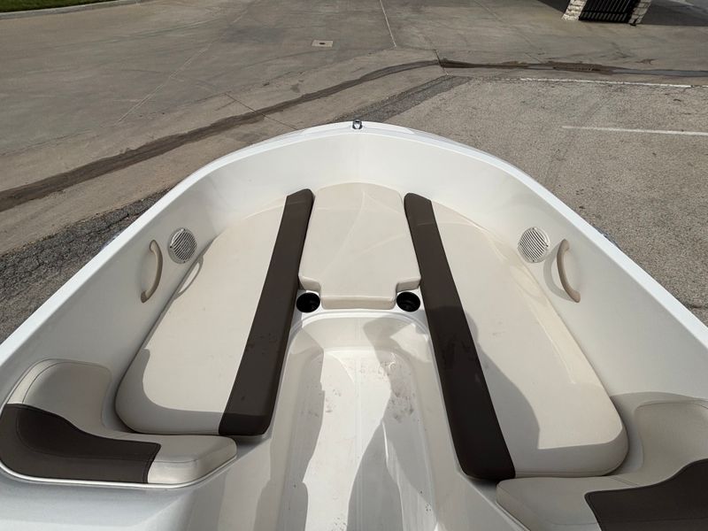Boat Image 18