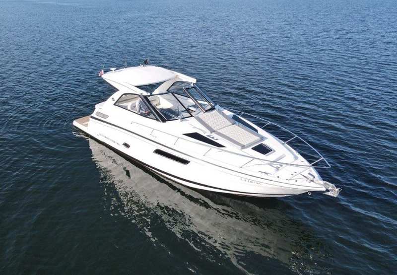 2019 Regal 35 Sport Coupe