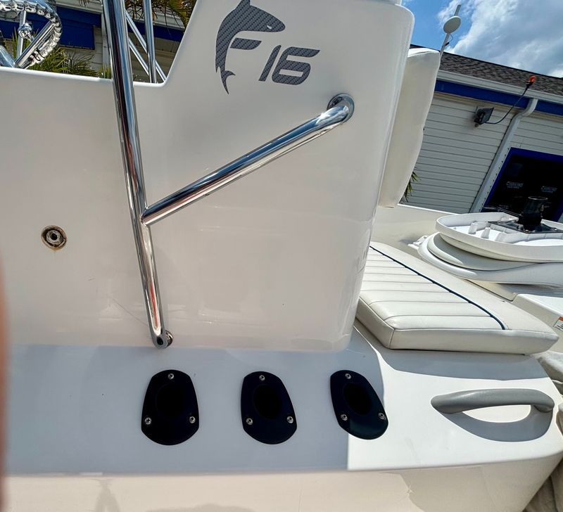 Boat Image 10