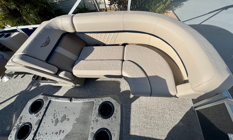 Boat Image 12