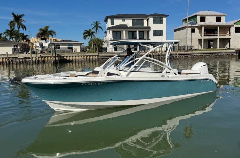 2020 Edgewater 248 CX