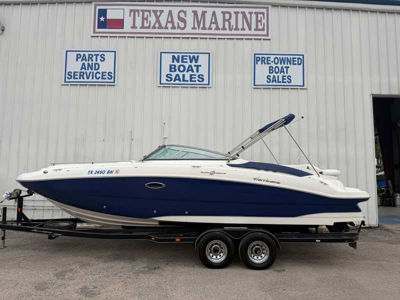 2012 Hurricane Fundeck 2600