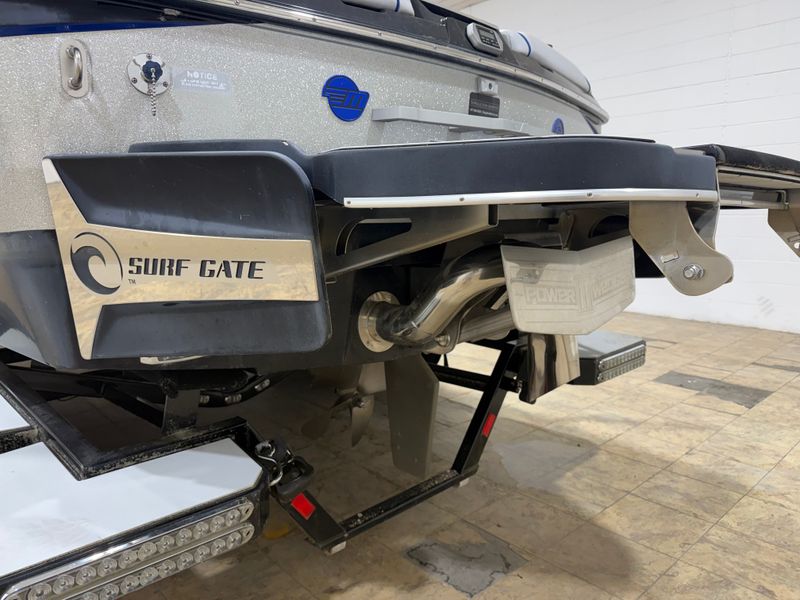 Boat Image 9