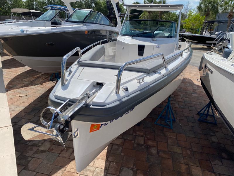 2019 Axopar 28 T TOP