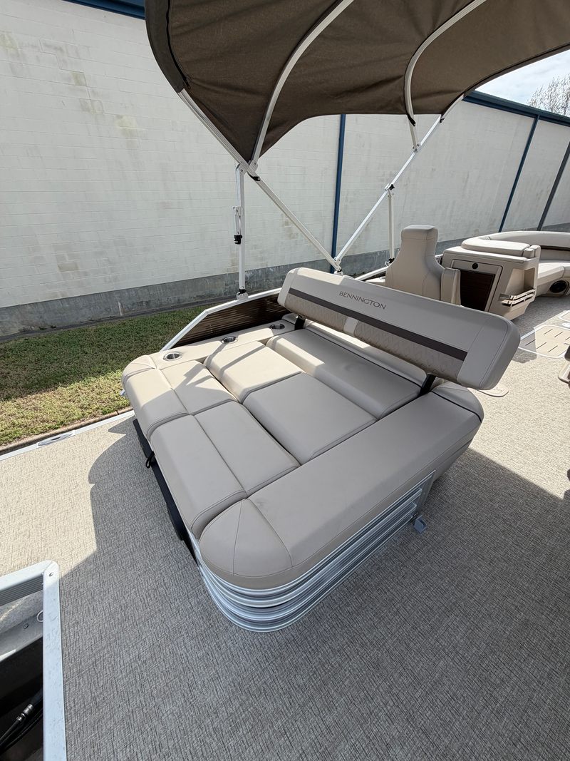 Boat Image 12
