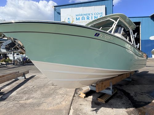 2023 Grady-White Freedom 275