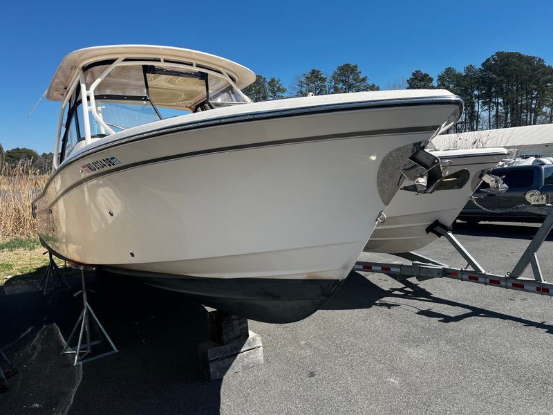 2015 Grady-White Freedom 285