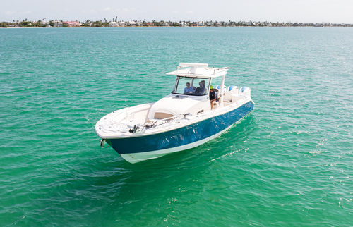 2016 Edgewater 368 CC